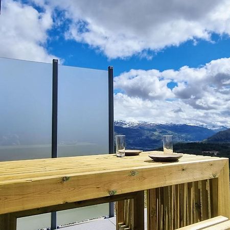 Tiny Mountain Cabin With A Panoramic View Giljane Extérieur photo
