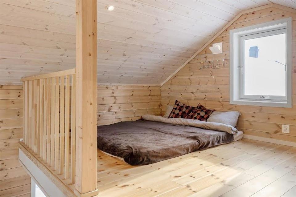 Tiny Mountain Cabin With A Panoramic View Giljane Extérieur photo